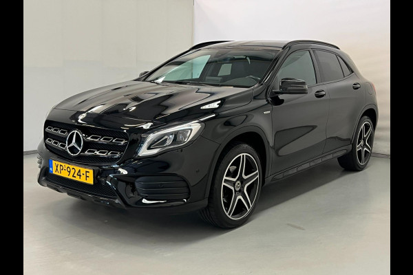 Mercedes-Benz GLA 180 AMG Night Edition / Stoelverwarming