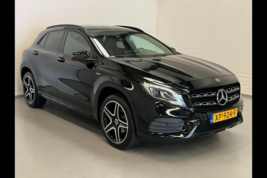 Mercedes-Benz GLA 180 AMG Night Edition / Stoelverwarming