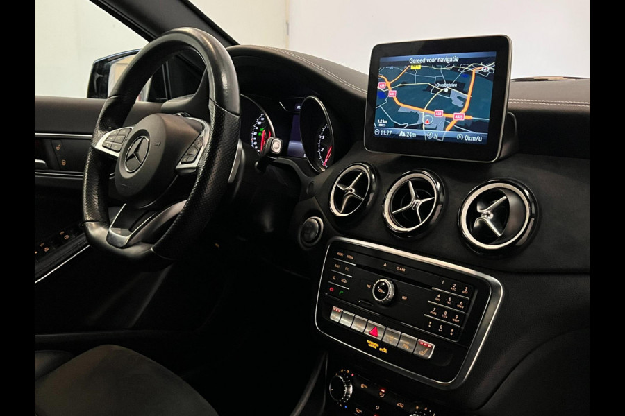 Mercedes-Benz GLA 180 AMG Night Edition / Stoelverwarming