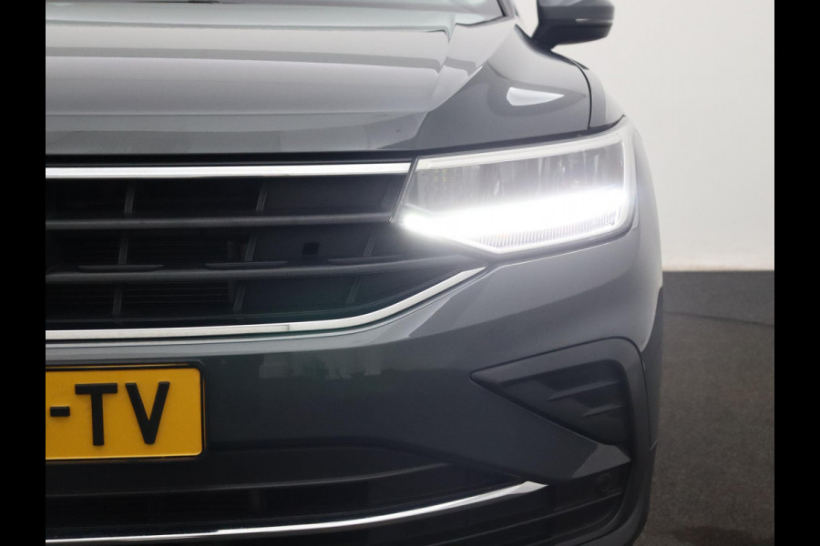 Volkswagen Tiguan 1.5 TSI 150PK DSG AD-CRUISE NAVI WINTER-PACK