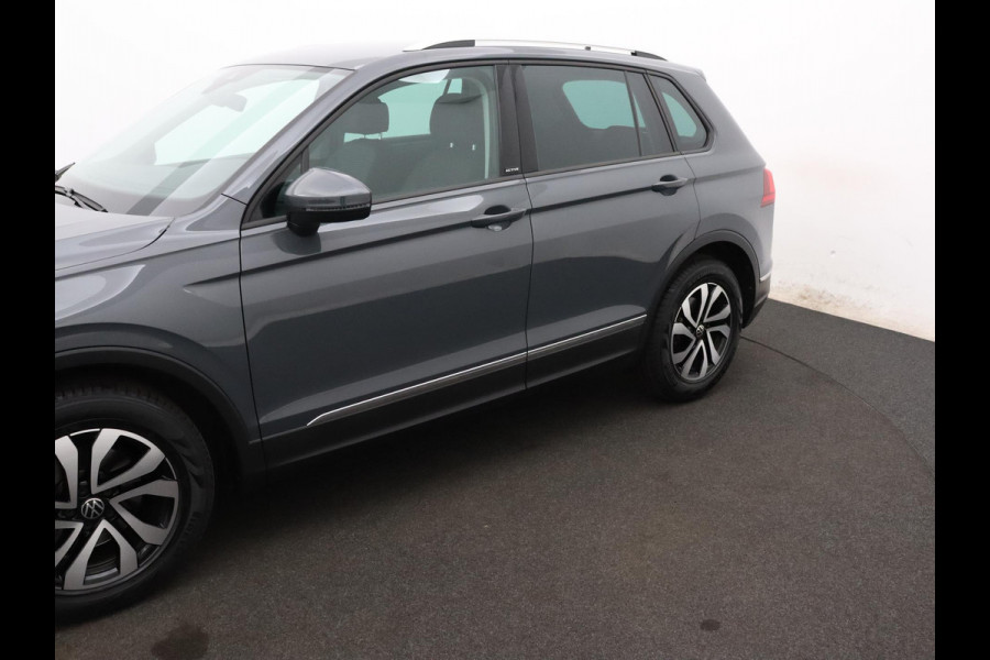 Volkswagen Tiguan 1.5 TSI 150PK DSG AD-CRUISE NAVI WINTER-PACK