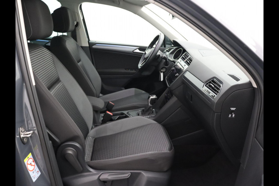 Volkswagen Tiguan 1.5 TSI 150PK DSG AD-CRUISE NAVI WINTER-PACK