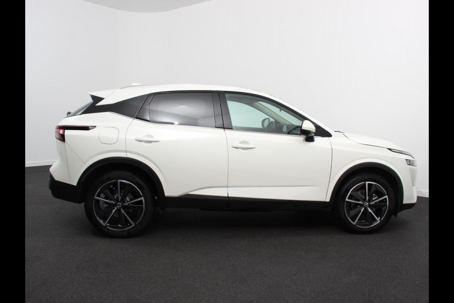 Nissan QASHQAI 1.3 MHEV Design Acenta Panorama dak  Climate control Adaptive cruise control LED  Parkeersensoren Achteruitrijcamera Apple Carplay/ Android Auto