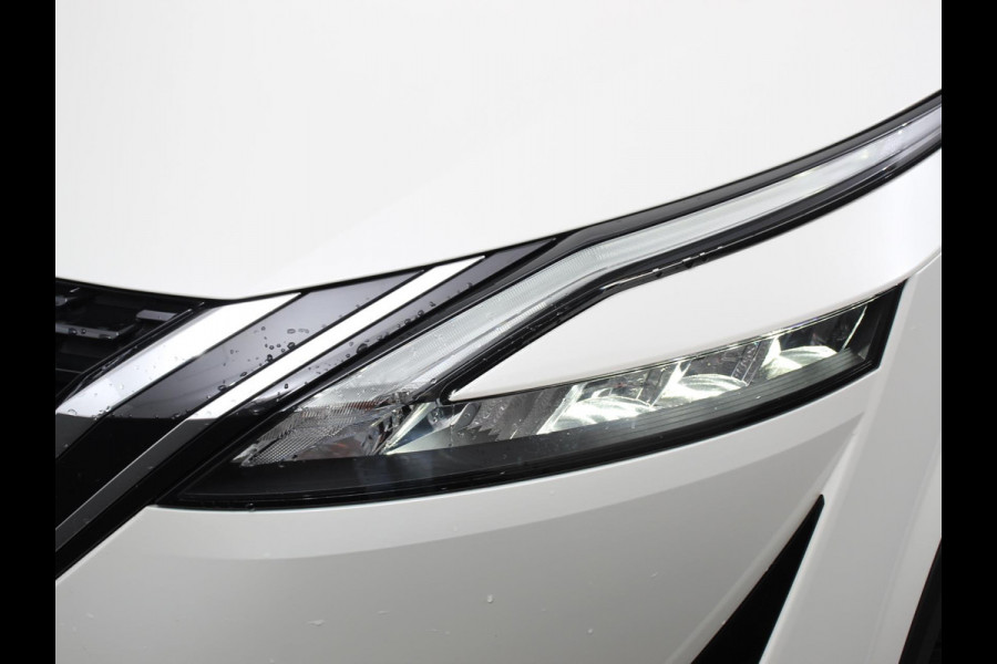 Nissan QASHQAI 1.3 MHEV Design Acenta Panorama dak  Climate control Adaptive cruise control LED  Parkeersensoren Achteruitrijcamera Apple Carplay/ Android Auto