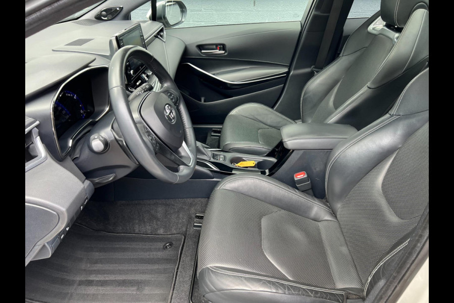 Toyota Corolla Touring Sports 2.0 Hybrid Premium / Pano / Leer / Led / Navi / HUD / MCC / Gouda