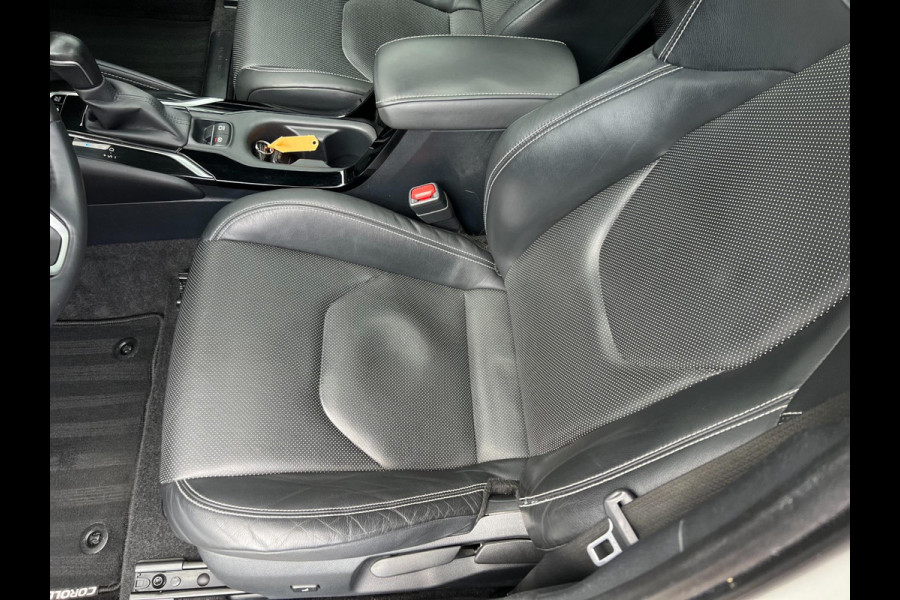 Toyota Corolla Touring Sports 2.0 Hybrid Premium / Pano / Leer / Led / Navi / HUD / MCC / Gouda