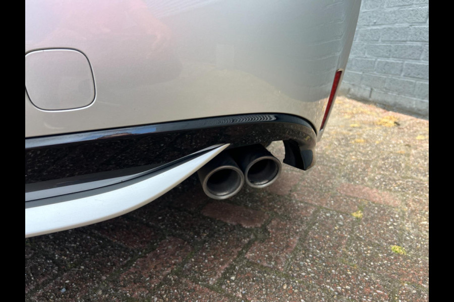 Toyota Corolla Touring Sports 2.0 Hybrid Premium / Pano / Leer / Led / Navi / HUD / MCC / Gouda
