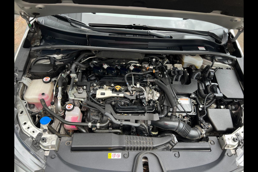 Toyota Corolla Touring Sports 2.0 Hybrid Premium / Pano / Leer / Led / Navi / HUD / MCC / Gouda