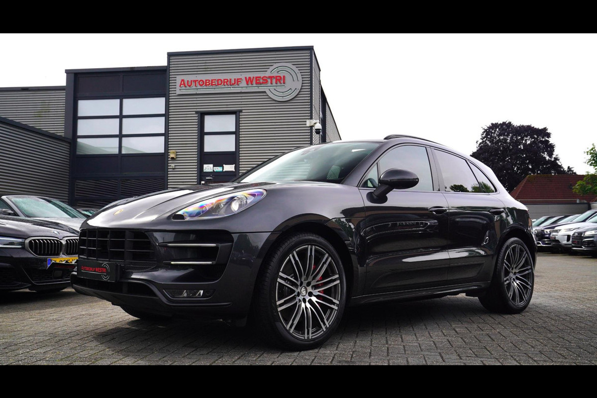 Porsche Macan 3.6 Turbo Performance Package | 440pk | PASM | Glazen Pano | Sport Chrono | Carbon Interieur Porsche Macan 3.6 Turbo Performance Package | 440pk | PASM | Glazen Pano | Sport Chrono | Carbon Interieur