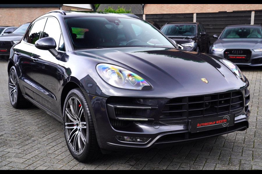 Porsche Macan 3.6 Turbo Performance Package | 440pk | PASM | Glazen Pano | Sport Chrono | Carbon Interieur