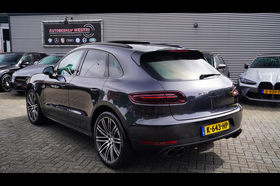 Porsche Macan 3.6 Turbo Performance Package | 440pk | PASM | Glazen Pano | Sport Chrono | Carbon Interieur