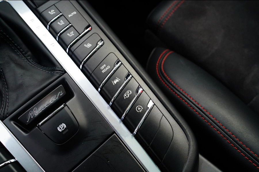 Porsche Macan 3.6 Turbo Performance Package | 440pk | PASM | Glazen Pano | Sport Chrono | Carbon Interieur
