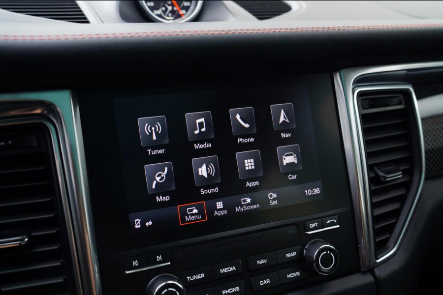 Porsche Macan 3.6 Turbo Performance Package | 440pk | PASM | Glazen Pano | Sport Chrono | Carbon Interieur