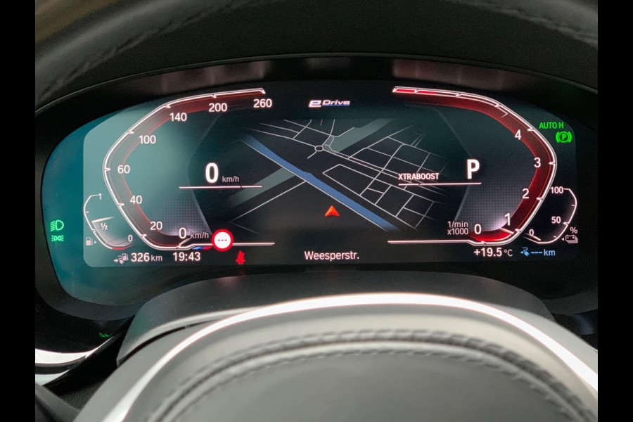 BMW 5 Serie 530e Business Edition Plus | M Sport | Leder | Camera | ACC | Schuifdak | 19 Inch |