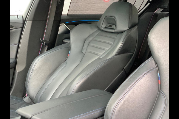 BMW 5 Serie 530e Business Edition Plus | M Sport | Leder | Camera | ACC | Schuifdak | 19 Inch |