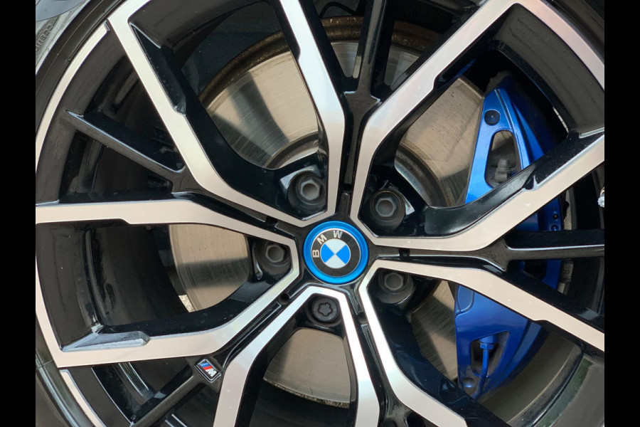 BMW 5 Serie 530e Business Edition Plus | M Sport | Leder | Camera | ACC | Schuifdak | 19 Inch |