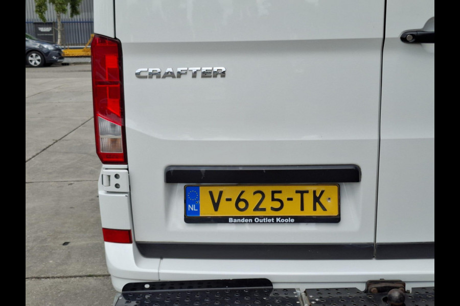 Volkswagen Crafter 35 2.0 TDI L3H3 Highline AIRCO / CRUISE CONTROLE / NAVI / EURO 6