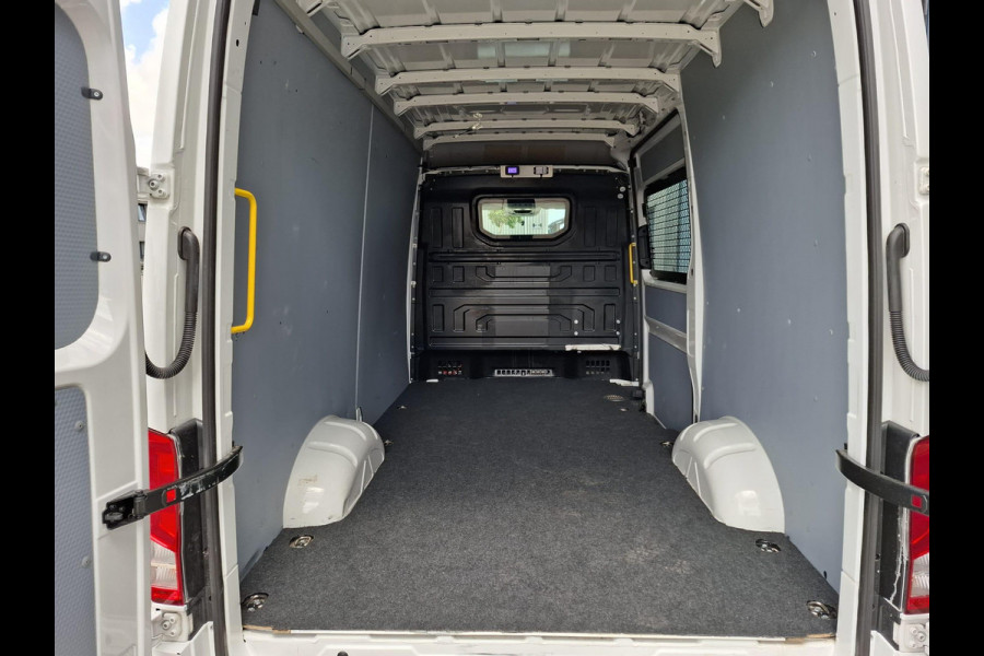 Volkswagen Crafter 35 2.0 TDI L3H3 Highline AIRCO / CRUISE CONTROLE / NAVI / EURO 6