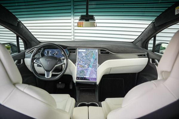 Tesla Model X 100D 6p. Autopilot Leer Alcantara Carbon Camera Trekhaak 22”LM