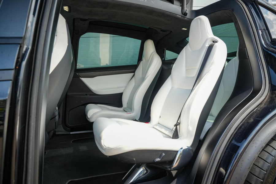 Tesla Model X 100D 6p. Autopilot Leer Alcantara Carbon Camera Trekhaak 22”LM