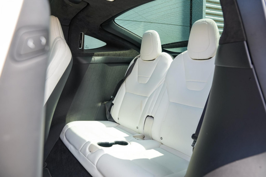 Tesla Model X 100D 6p. Autopilot Leer Alcantara Carbon Camera Trekhaak 22”LM