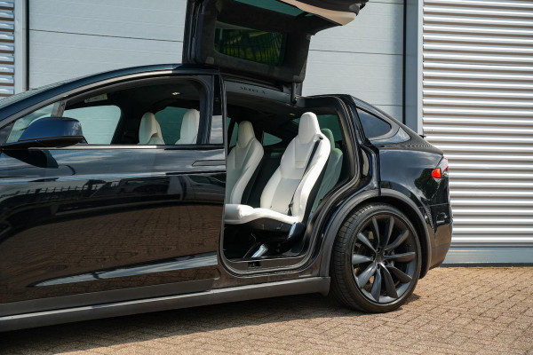 Tesla Model X 100D 6p. Autopilot Leer Alcantara Carbon Camera Trekhaak 22”LM