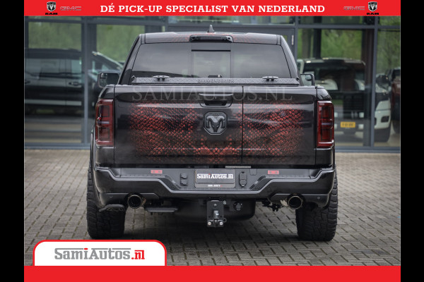 Dodge Ram COBRA EDITION | All-In Prijs | 1500 Limited Night High Output 540HP 706Nm | Massage + Full Option | De Meest Luxe en Volle Pick- Comfortabele Dubbele Cabine met Royale 5 Zitplaatsen | BPM vrij | Nu Leverbaar uit Voorraad | Voorraad Nr 2335 - 5153 |