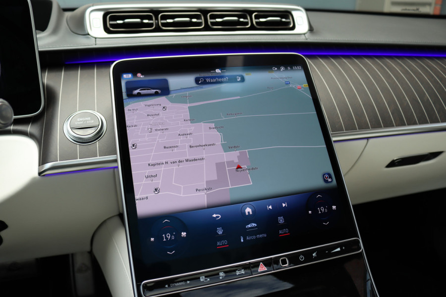 Mercedes-Benz S-Klasse 580 e 4MATIC Maybach Aut9 | 'Night Series' | High End interieurpakket | Luchtvering | Burmester 4D-sound | Vlakkenverwarming | Kuitmassage | Chauffeurspakket | Klaptafels Achter | Entertainment Achter | Panoramadak |