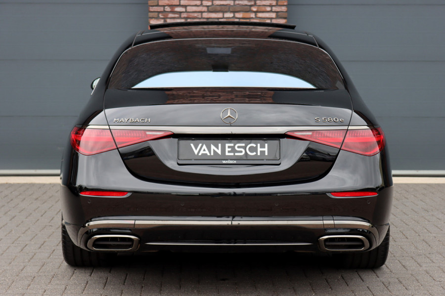 Mercedes-Benz S-Klasse 580 e 4MATIC Maybach Aut9 | 'Night Series' | High End interieurpakket | Luchtvering | Burmester 4D-sound | Vlakkenverwarming | Kuitmassage | Chauffeurspakket | Klaptafels Achter | Entertainment Achter | Panoramadak |