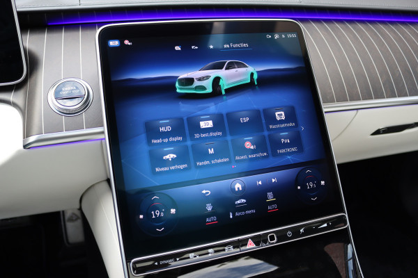 Mercedes-Benz S-Klasse 580 e 4MATIC Maybach Aut9 | 'Night Series' | High End interieurpakket | Luchtvering | Burmester 4D-sound | Vlakkenverwarming | Kuitmassage | Chauffeurspakket | Klaptafels Achter | Entertainment Achter | Panoramadak |