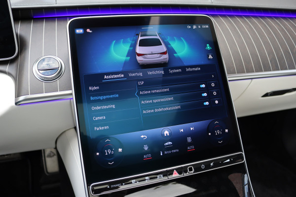 Mercedes-Benz S-Klasse 580 e 4MATIC Maybach Aut9 | 'Night Series' | High End interieurpakket | Luchtvering | Burmester 4D-sound | Vlakkenverwarming | Kuitmassage | Chauffeurspakket | Klaptafels Achter | Entertainment Achter | Panoramadak |