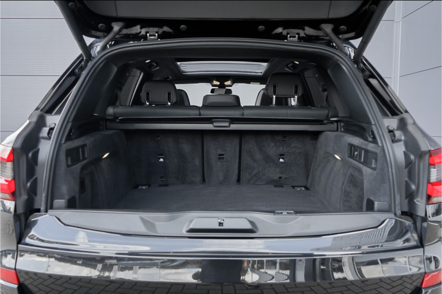 BMW X5 M50d M-Sport Laser Pano H/K Trekhaak Soft Close Massage
