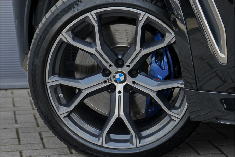 BMW X5 M50d M-Sport Laser Pano H/K Trekhaak Soft Close Massage