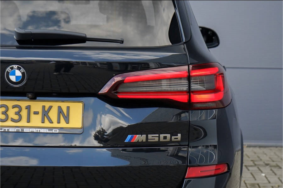 BMW X5 M50d M-Sport Laser Pano H/K Trekhaak Soft Close Massage