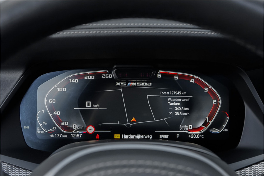 BMW X5 M50d M-Sport Laser Pano H/K Trekhaak Soft Close Massage