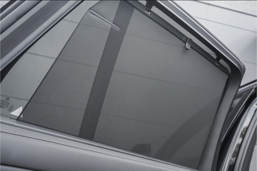BMW X5 M50d M-Sport Laser Pano H/K Trekhaak Soft Close Massage
