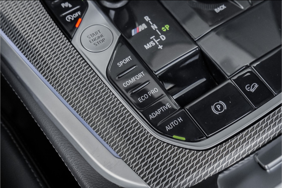 BMW X5 M50d M-Sport Laser Pano H/K Trekhaak Soft Close Massage