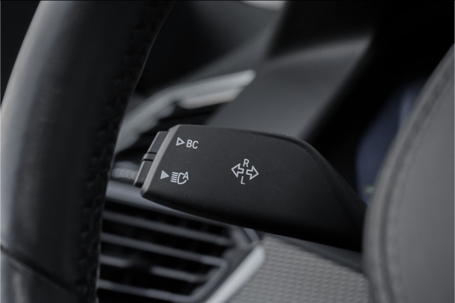 BMW X5 M50d M-Sport Laser Pano H/K Trekhaak Soft Close Massage