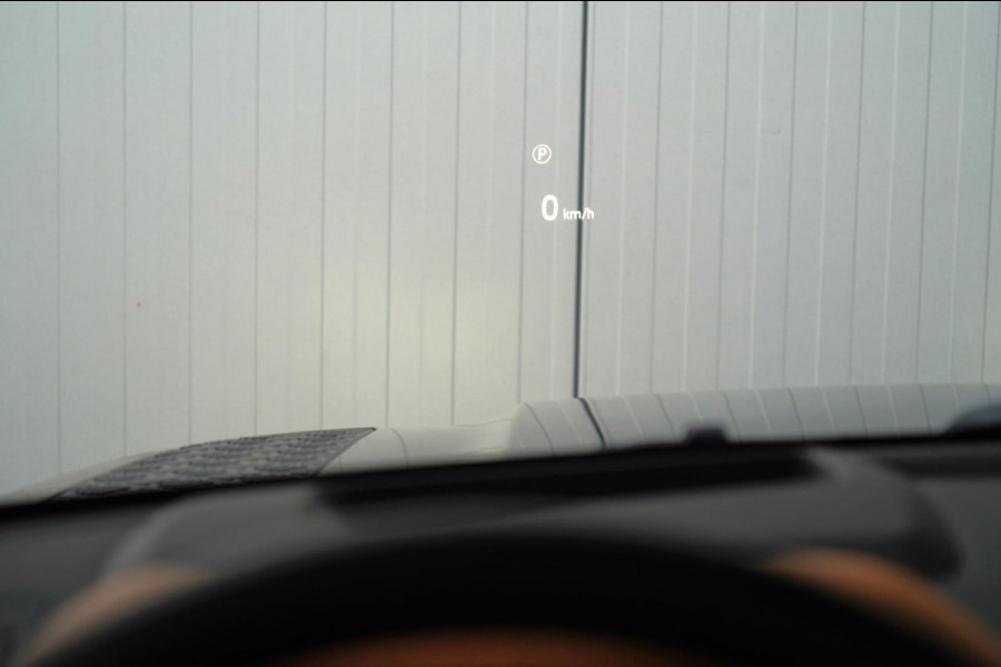Land Rover Defender 110 3.0 P400 110 X 7-pers. / Milltek / Head-Up / Stoelkoeling / Pano / Trekhaak / Clearsight / Full Options!