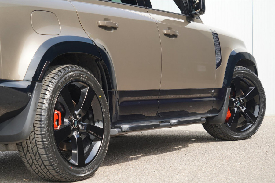 Land Rover Defender 110 3.0 P400 110 X 7-pers. / Milltek / Head-Up / Stoelkoeling / Pano / Trekhaak / Clearsight / Full Options!