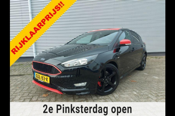Ford Focus 1.5 135KW/184PK ST line, applecarplay/android,airco,cruise,stoelverwarming,parkeersensoren achter,