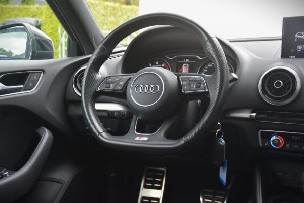 Audi A3 Sportback 40 TFSI quattro Sport S-LINE MEERPRIJS GETOONDE 18" VELGEN 1199 EURO