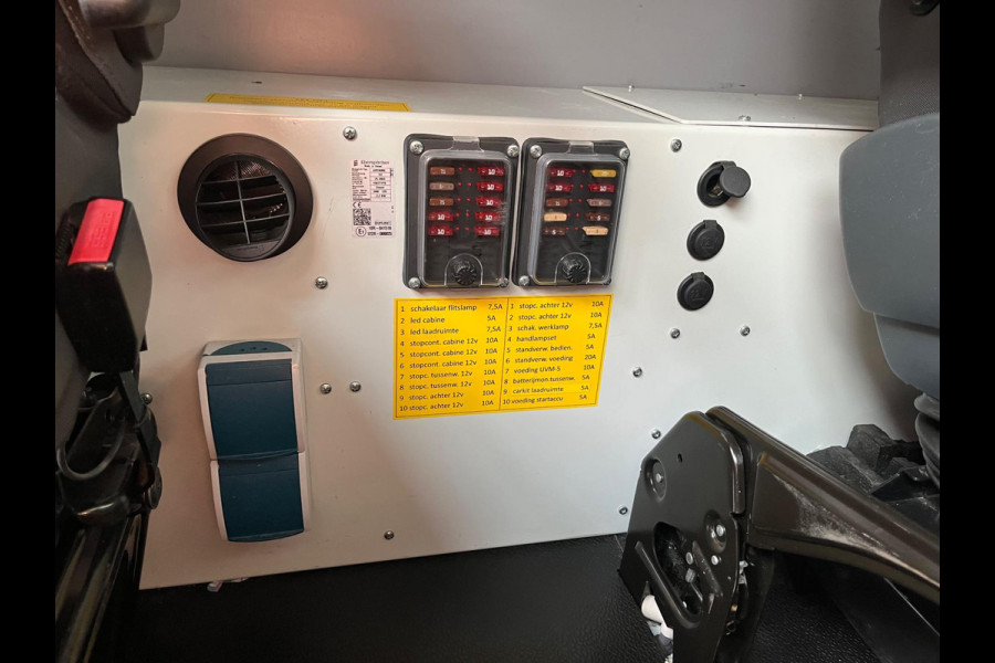 Renault Master Servicewagen T35 2.3 dCi 145pk euro6 L2H2 BOTT Inrichting, Victron omvormer, Standkachel, Trekhaak, RIJKLAARPRIJS!