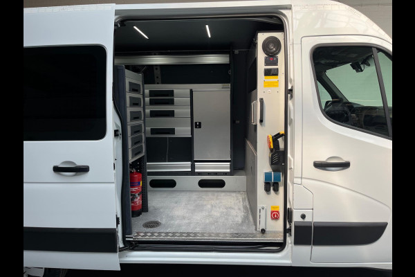 Renault Master Servicewagen T35 2.3 dCi 145pk euro6 L2H2 BOTT Inrichting, Victron omvormer, Standkachel, Trekhaak, RIJKLAARPRIJS!