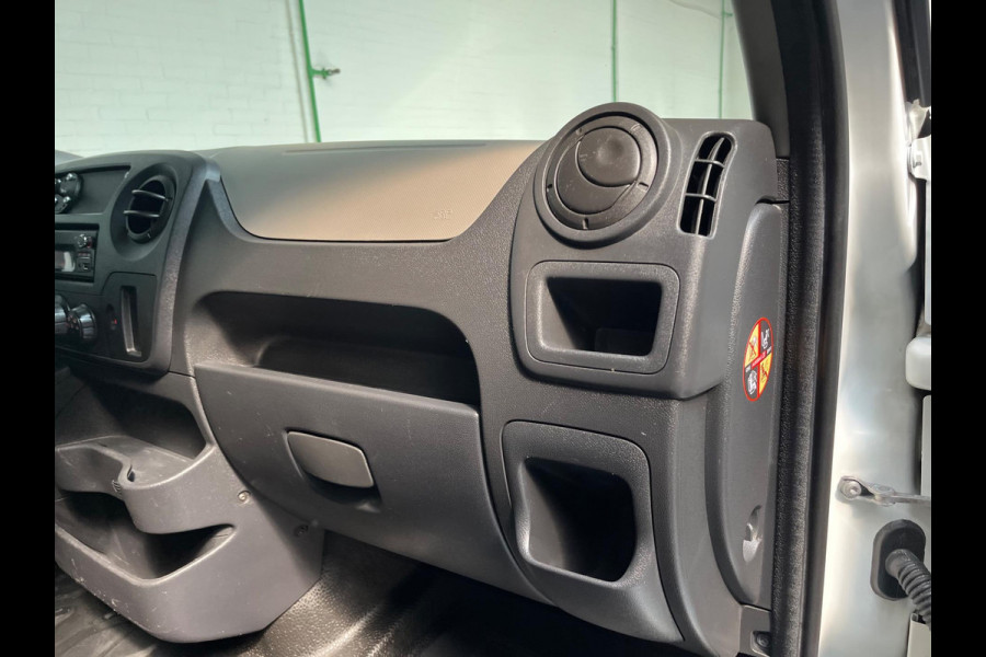 Renault Master Servicewagen T35 2.3 dCi 145pk euro6 L2H2 BOTT Inrichting, Victron omvormer, Standkachel, Trekhaak, RIJKLAARPRIJS!