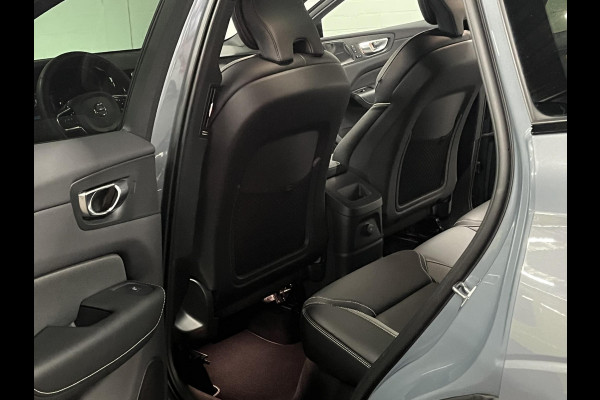 Volvo XC60 2.0 T6 Plug-in hybrid AWD R-Design Trekhaak | Open dak | Adaptive Cruise control | Harman/Kardon | Camera