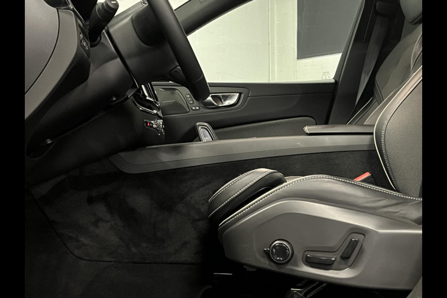 Volvo XC60 2.0 T6 Plug-in hybrid AWD R-Design Trekhaak | Open dak | Adaptive Cruise control | Harman/Kardon | Camera