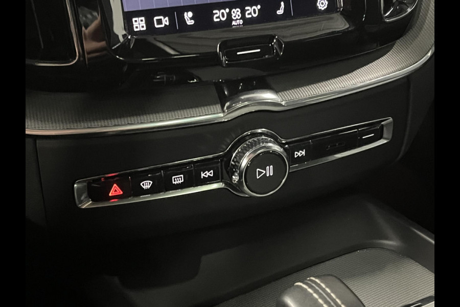 Volvo XC60 2.0 T6 Plug-in hybrid AWD R-Design Trekhaak | Open dak | Adaptive Cruise control | Harman/Kardon | Camera