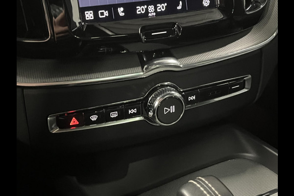 Volvo XC60 2.0 T6 Plug-in hybrid AWD R-Design Trekhaak | Open dak | Adaptive Cruise control | Harman/Kardon | Camera