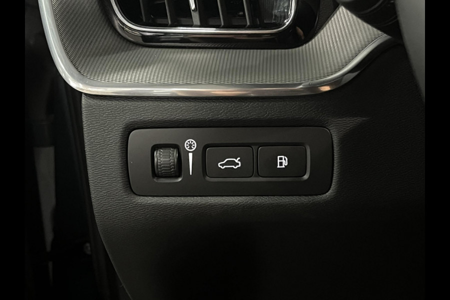 Volvo XC60 2.0 T6 Plug-in hybrid AWD R-Design Trekhaak | Open dak | Adaptive Cruise control | Harman/Kardon | Camera